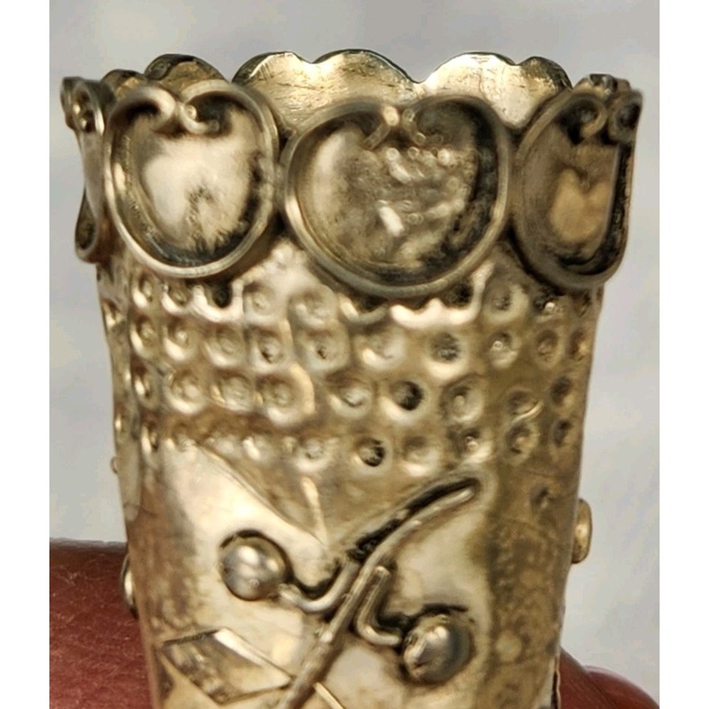 Vintage Sterling Silver Thimble with Filigree Floral Design and Copper Top 1930 - Picture 4 of 6